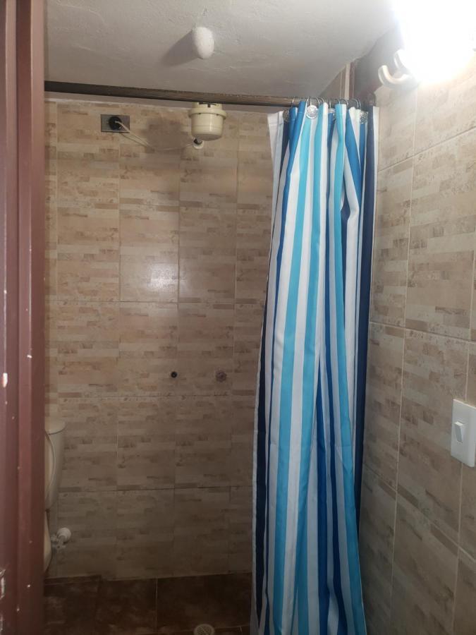Hostal Hollywood Inn Рионегро Екстериор снимка