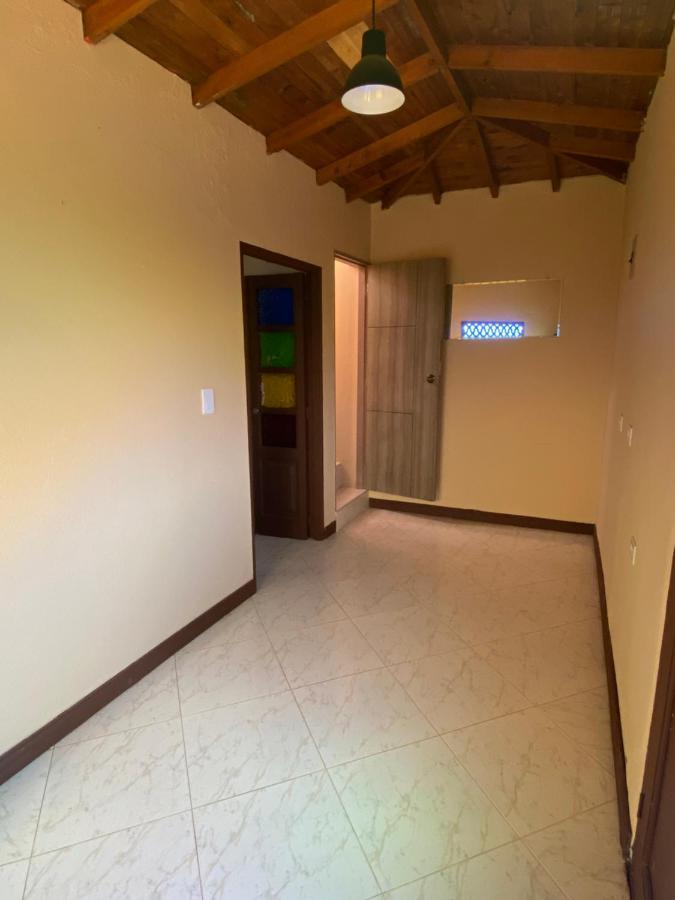 Hostal Hollywood Inn Рионегро Екстериор снимка